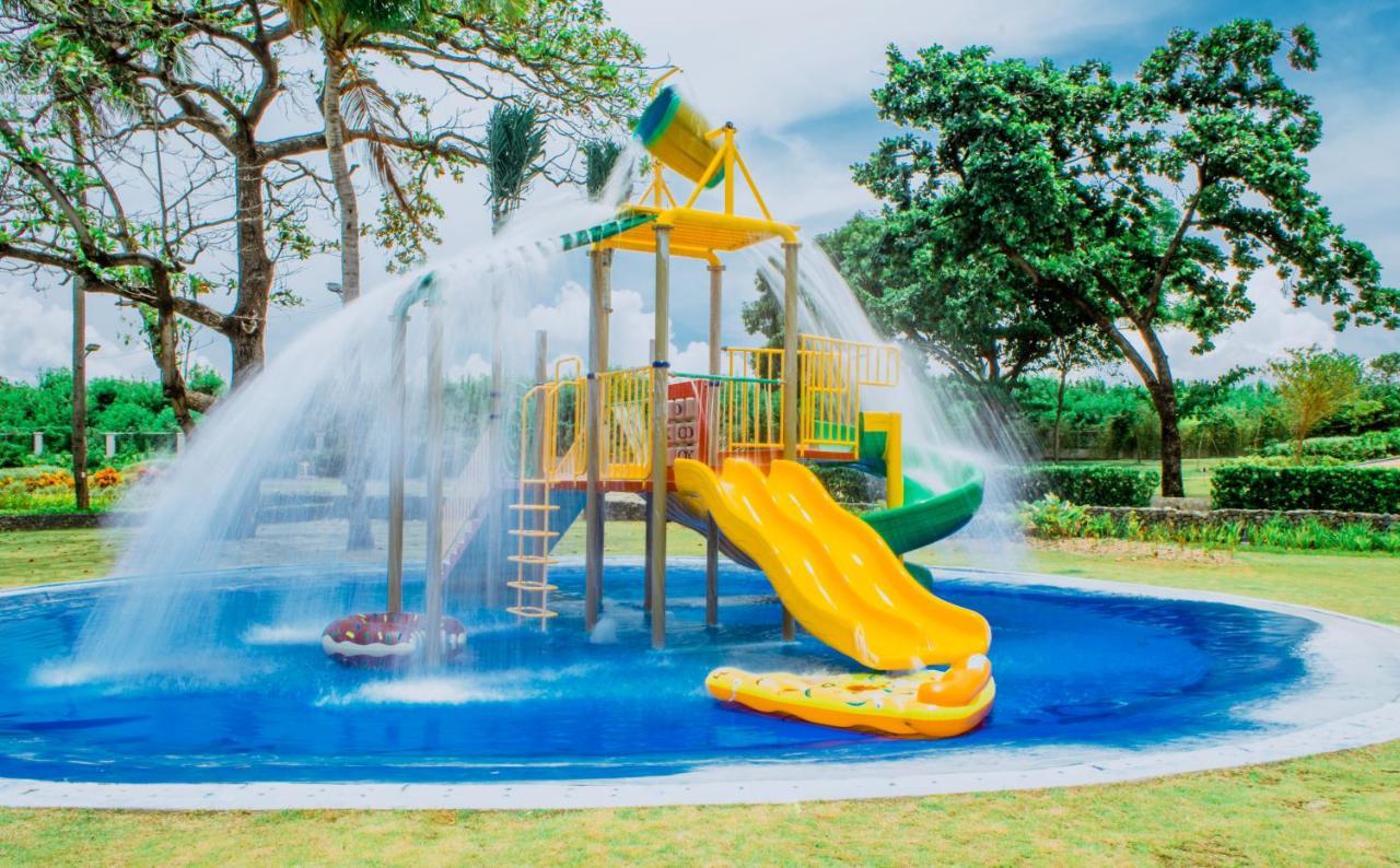 Acea Subic Beach Resort Exteriér fotografie